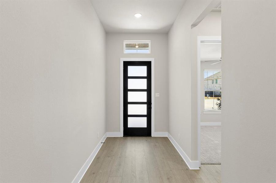 03. 7321 Redmaple - Entry