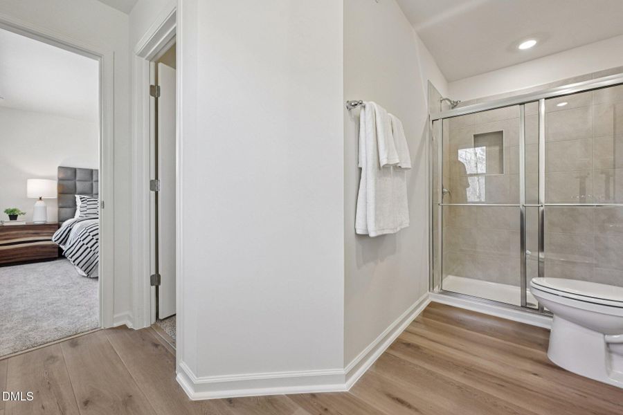 40-web-or-mls-Malbec Dr-S1102-040