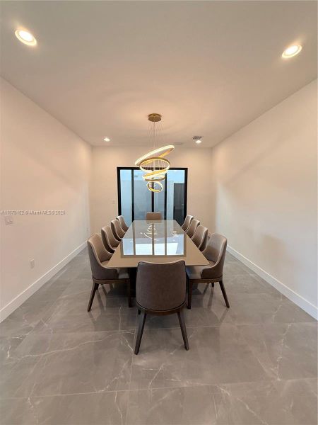 Formal Dinning room Formal Dinning room