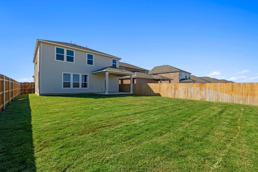 Exterior details and patio area of a home in Salerno - Heritage Collection, Round Rock (Image 20).