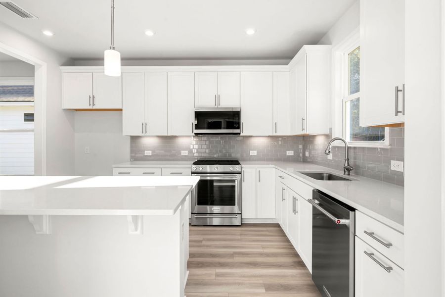 Furnished interior view inside a new home in Sun City Hilton Head, Bluffton (Image 3). Furnished interior view inside a new home in Sun City Hilton Head, Bluffton (Image 3).