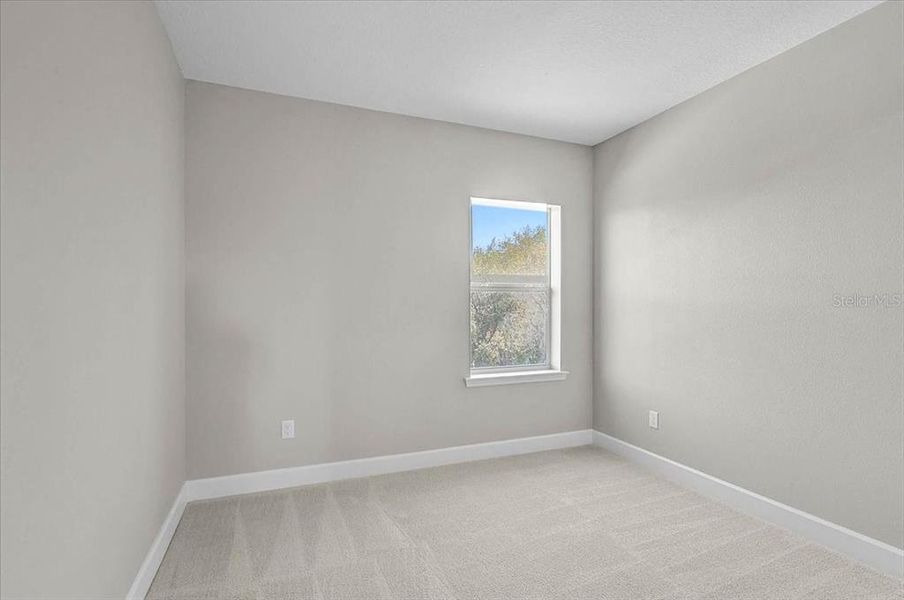 Spacious, unfurnished interior of a new home in , Sarasota (Image 35).