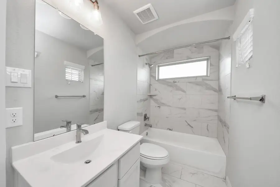 Furnished interior view inside a new home in Sunterra, Katy (Image 10). Furnished interior view inside a new home in Sunterra, Katy (Image 10).