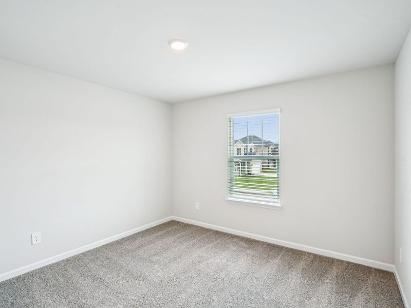 Spacious, unfurnished interior of a new home in Creekside at Oxford Park, Fairburn (Image 19).