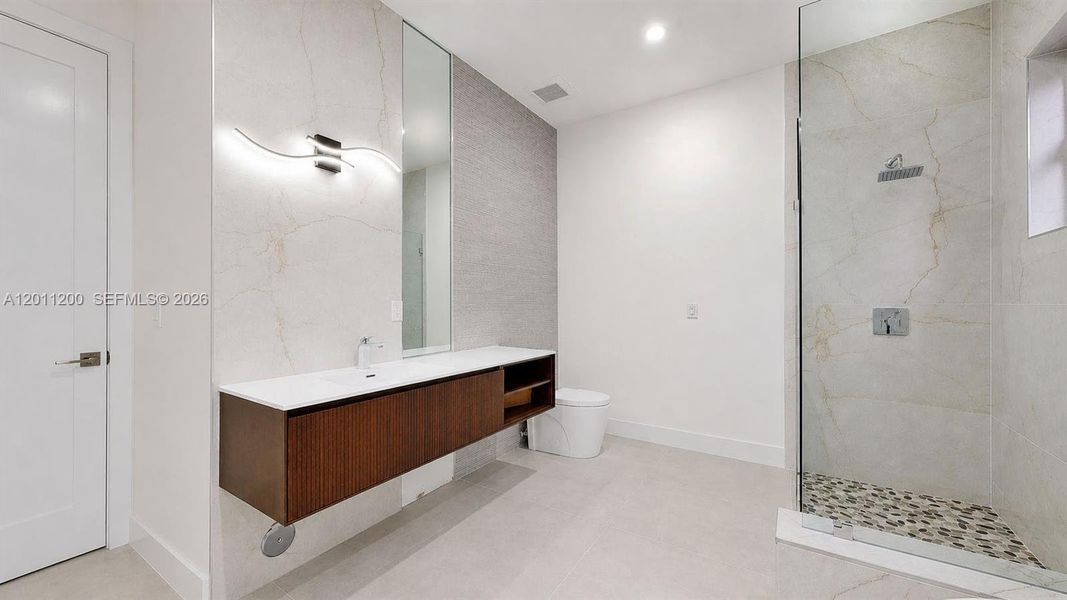 Furnished interior view inside a new home in , Miami Lakes (Image 51).