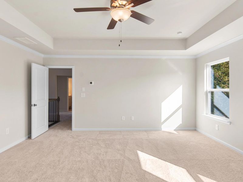 Representative unfurnished interior of a home built from the The Willow B at Wehunt Meadows by Davidson Homes LLC in Wehunt Meadows, Hoschton (Image 25).