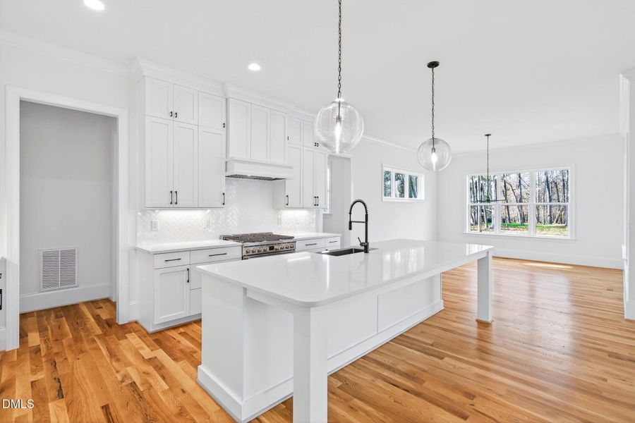 22-web-or-mls-7825 Penny Rd (14 of 70) 22-web-or-mls-7825 Penny Rd (14 of 70)