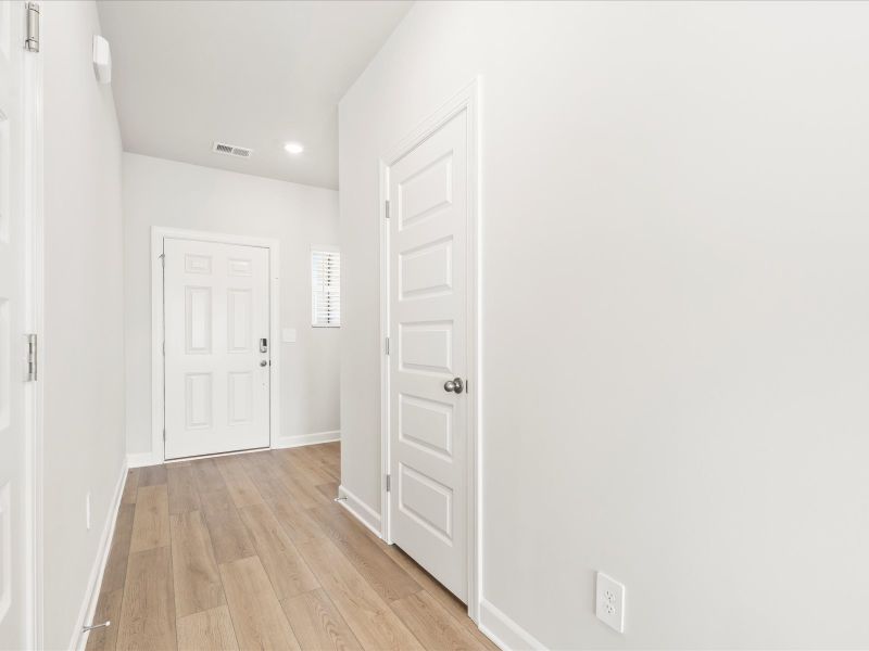 Spacious, unfurnished interior of a new home in Valentine Townes, Greer (Image 8).
