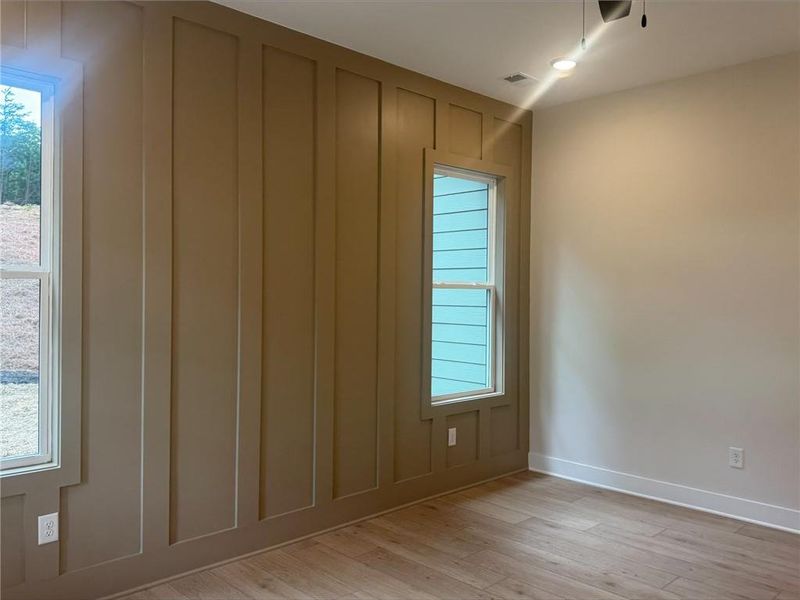 Spacious, unfurnished interior of a new home in Blue Mountain Creek, Morganton (Image 10).