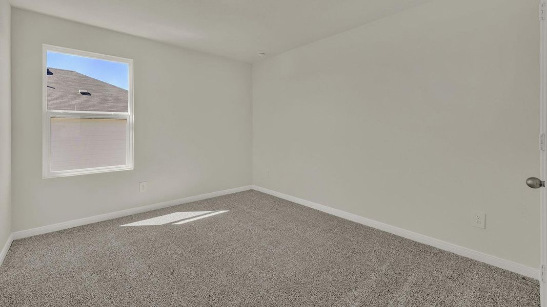 Spacious, unfurnished interior of a new home in Paramount, Kyle (Image 14).