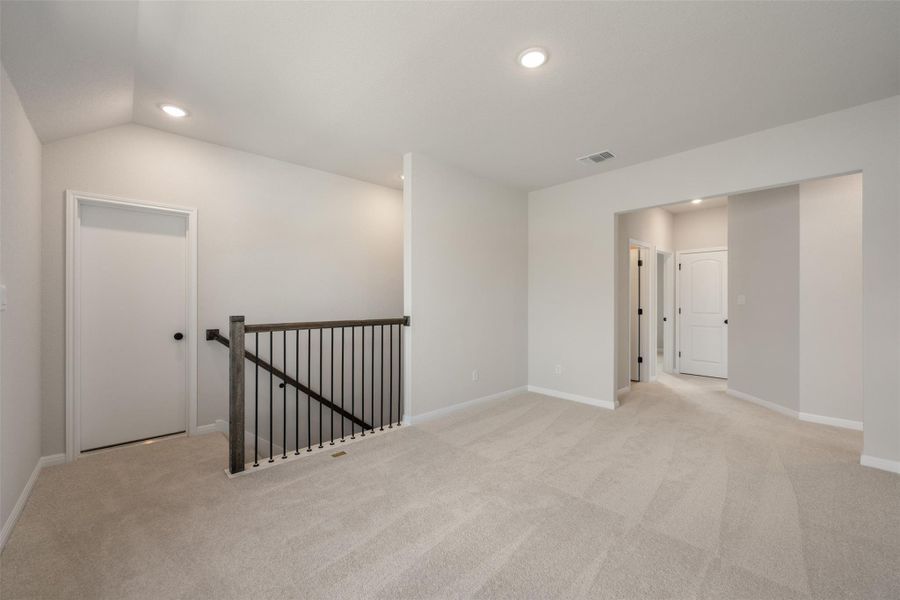 Representative images and renderings are for illustrative purposes. Actual structural options and design finishes of home may vary. Representative images and renderings are for illustrative purposes. Actual structural options and design finishes of home may vary.