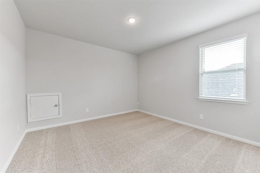 Spacious, unfurnished interior of a new home in , Houston (Image 36).
