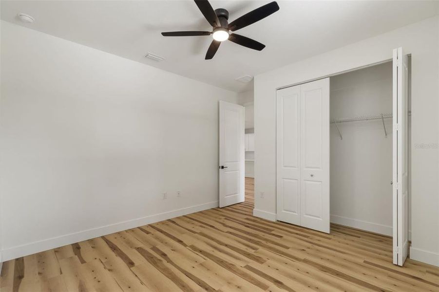 Spacious, unfurnished interior of a new home in , North Port (Image 31).
