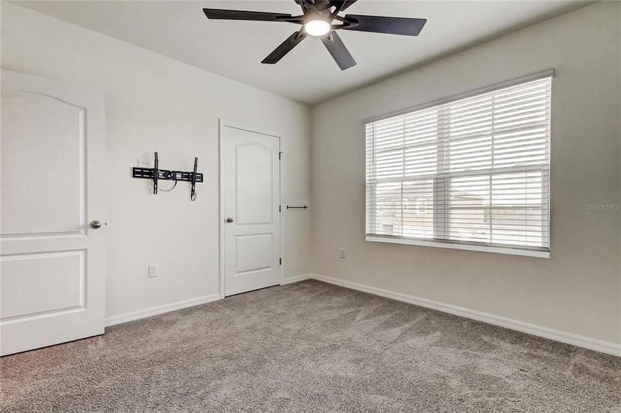 Spacious, unfurnished interior of a new home in Lakes at Laurel Highlands, Lakeland (Image 54).