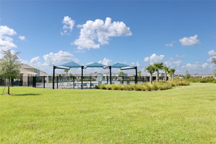 Community amenities in Lake Deer Estates, Poinciana (Image 22).
