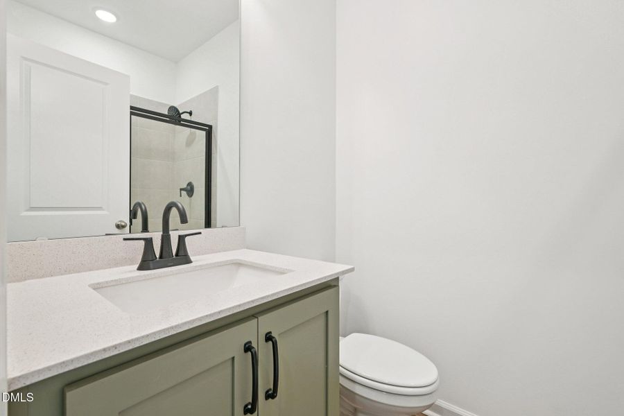 21-web-or-mls-Emeline Wy-S2703-021
