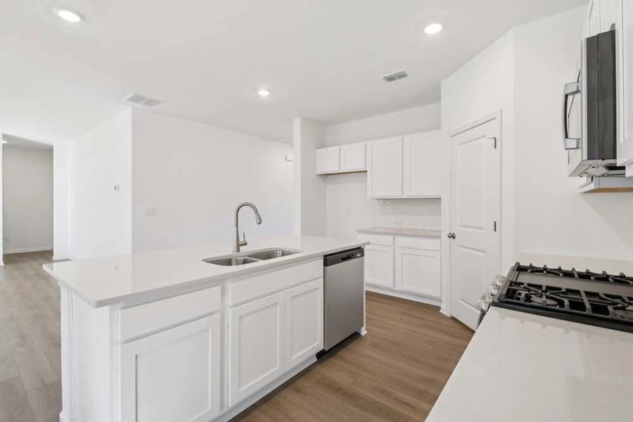 Kitchen featuring Timeless Collection Finishes Kitchen featuring Timeless Collection Finishes