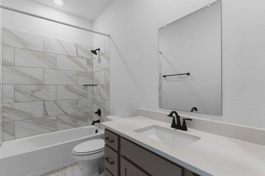 Furnished interior view inside a new home in Highland Village, Georgetown (Image 7).
