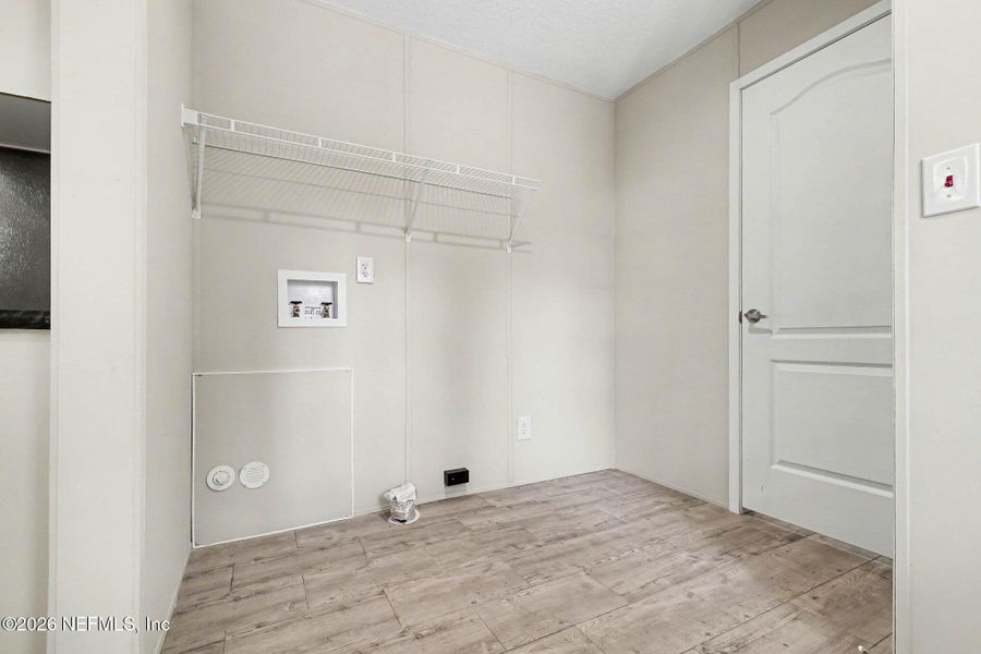 Spacious, unfurnished interior of a new home in , Yulee (Image 20). Spacious, unfurnished interior of a new home in , Yulee (Image 20).