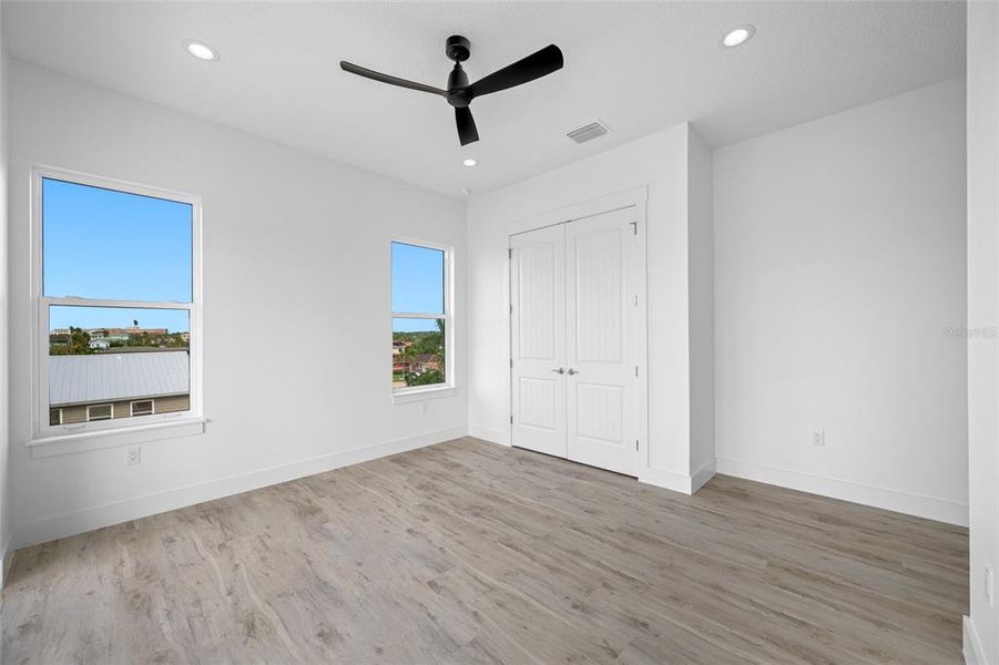 Spacious, unfurnished interior of a new home in , Madeira Beach (Image 64).