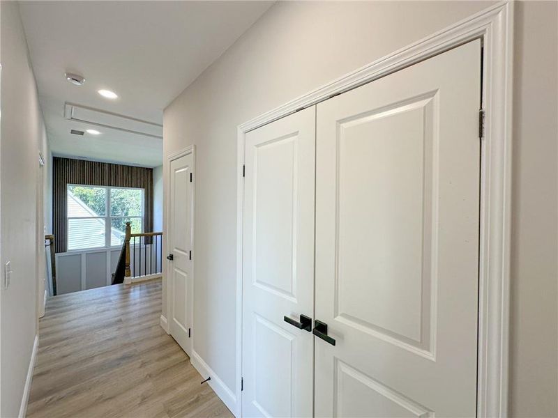 Spacious, unfurnished interior of a new home in , Flowery Branch (Image 19).