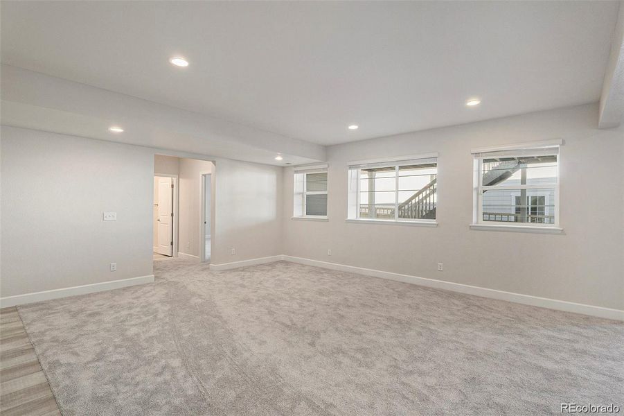 Spacious, unfurnished interior of a new home in , Castle Rock (Image 38).