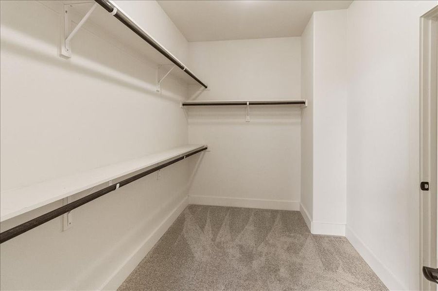 Spacious, unfurnished interior of a new home in , Fort Worth (Image 25).