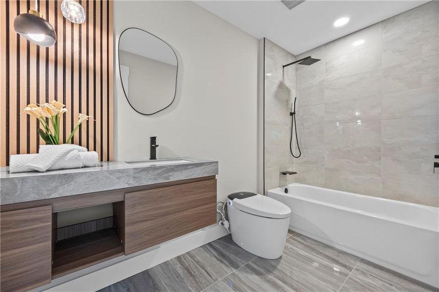 Furnished interior view inside a new home in , Athens (Image 39).