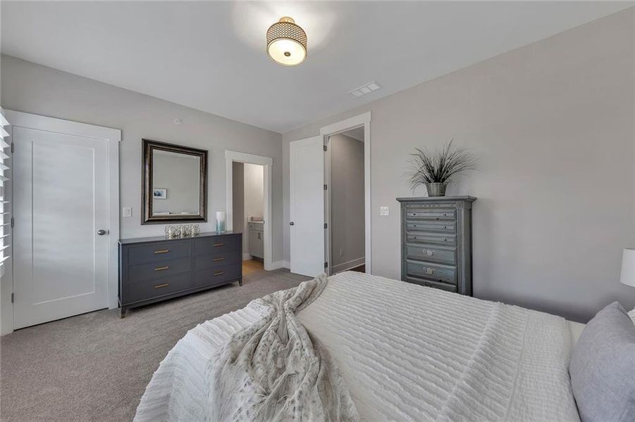 Furnished interior view inside a new home in , Woodstock (Image 42).