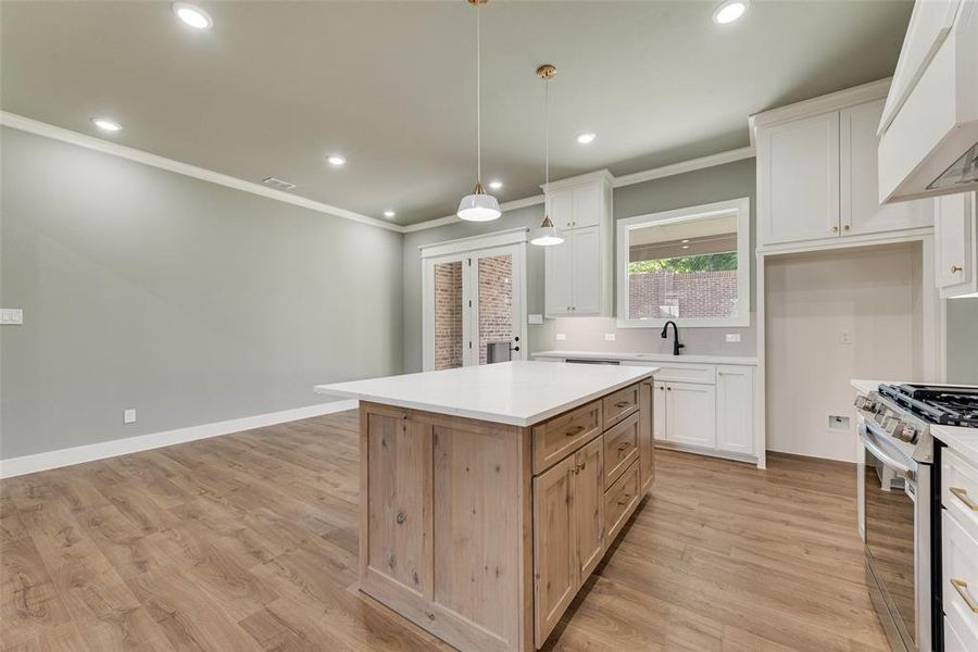 Furnished interior view inside a new home in Lincoln Pointe, Van Alstyne (Image 14). Furnished interior view inside a new home in Lincoln Pointe, Van Alstyne (Image 14).