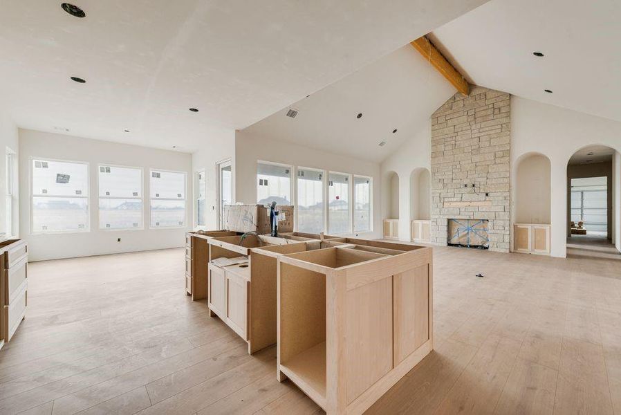 Luxury Kitchen Loading...