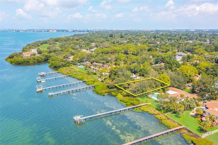 Open-waterfront views mean you aren't looking across a canal at neighbors!