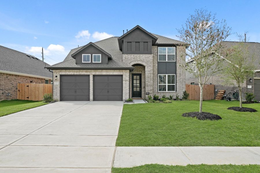 This beautiful Katy Lakes home is less than one year old!