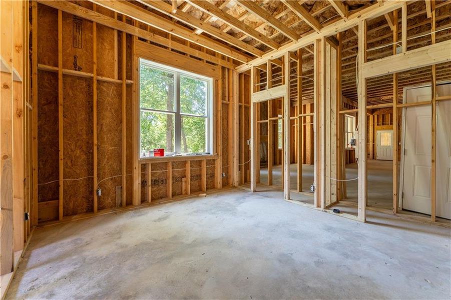 Image 52 of a home in .