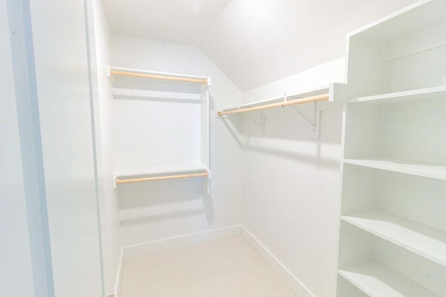 Spacious, unfurnished interior of a new home in , Godley (Image 14).