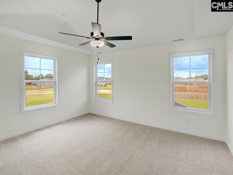 Spacious, unfurnished interior of a new home in Rolling Hills, Prosperity (Image 23).