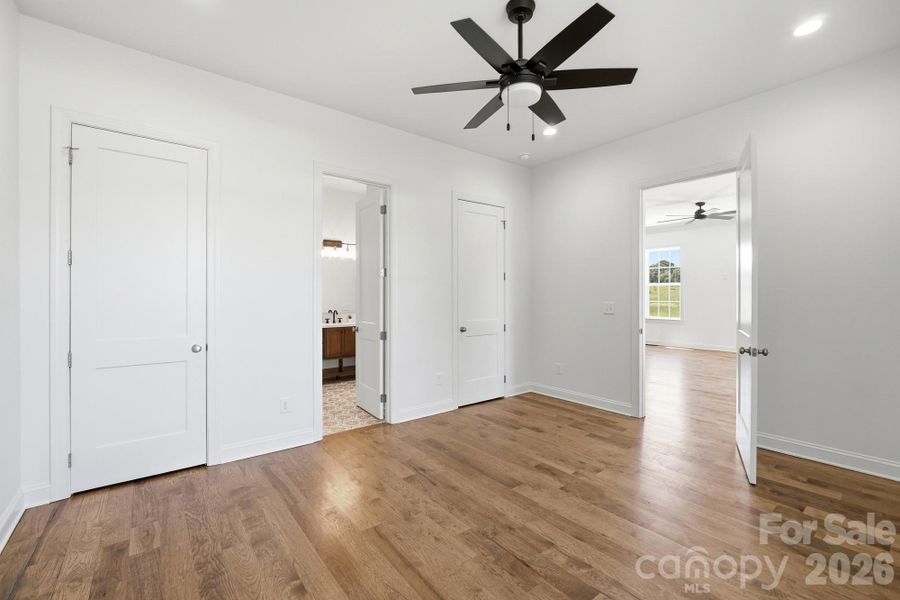 Spacious, unfurnished interior of a new home in , Monroe (Image 32).