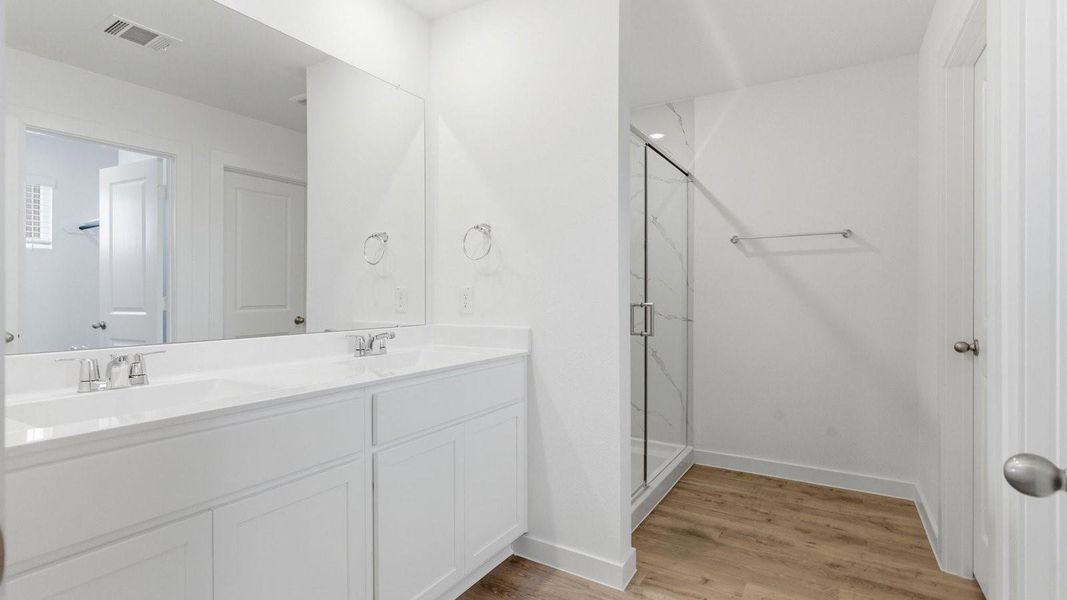 *Images and 3D tour are for illustration only and options may vary from home as built.