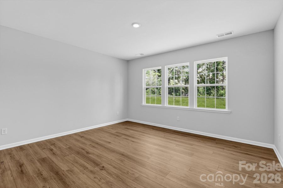 Spacious, unfurnished interior of a new home in Roselyn, Lancaster (Image 21).