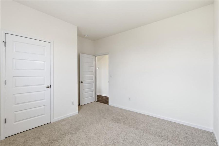 Spacious, unfurnished interior of a new home in Independence, Loganville (Image 27).