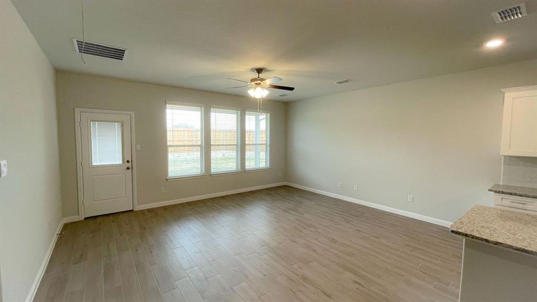 Spacious, unfurnished interior of a new home in Terra Trace, Fort Worth (Image 11).