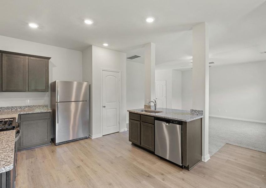 The kitchen of the Colorado has sprawling granite countertops.