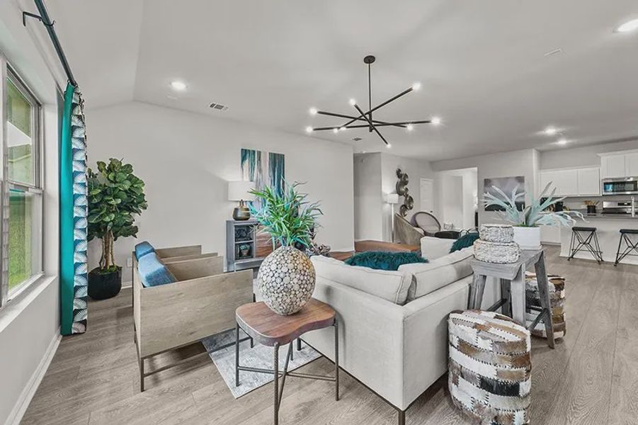 Furnished interior view inside a new home in Rolling Ridge, Van Alstyne (Image 5).
