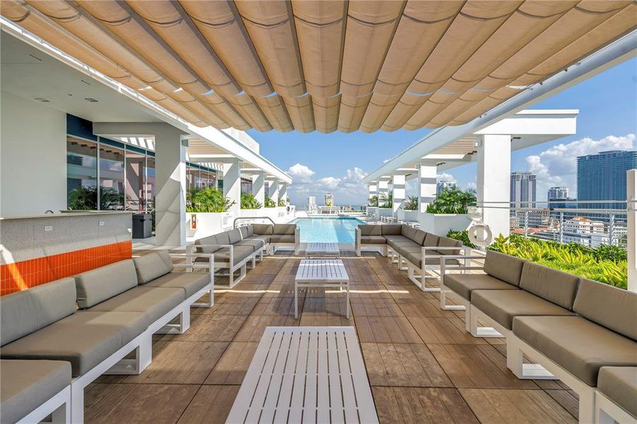 Community amenities in , St. Petersburg (Image 32).