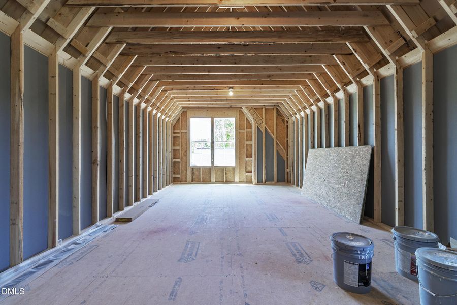300_MEADOW_WALK_DR_INTERIOR_72