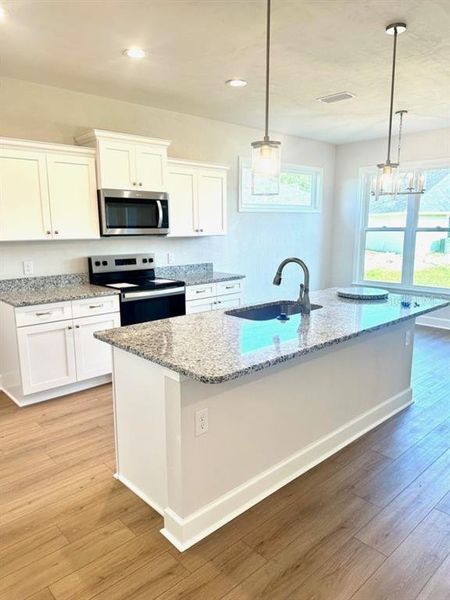 Furnished interior view inside a new home in , Alachua (Image 6).