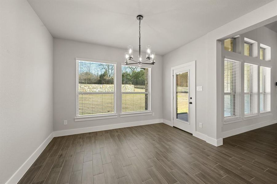 633 Ole Opry- Dining-1