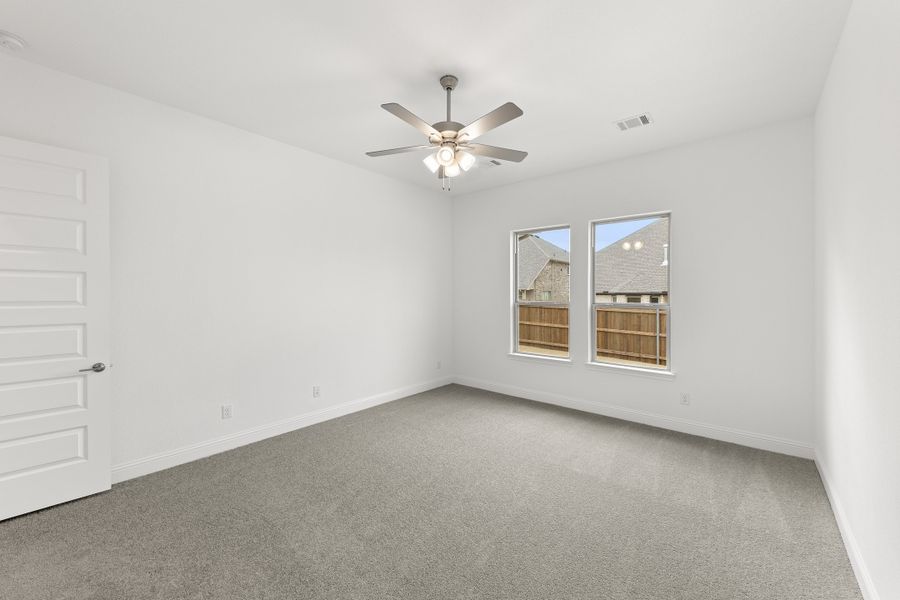Representative unfurnished interior of a home built from the Brookstone I by Sandlin Homes in Timberbrook, Justin (Image 23).