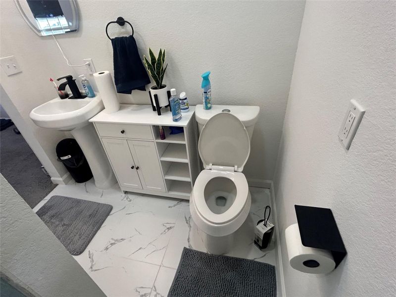 1st floor primary bathroom