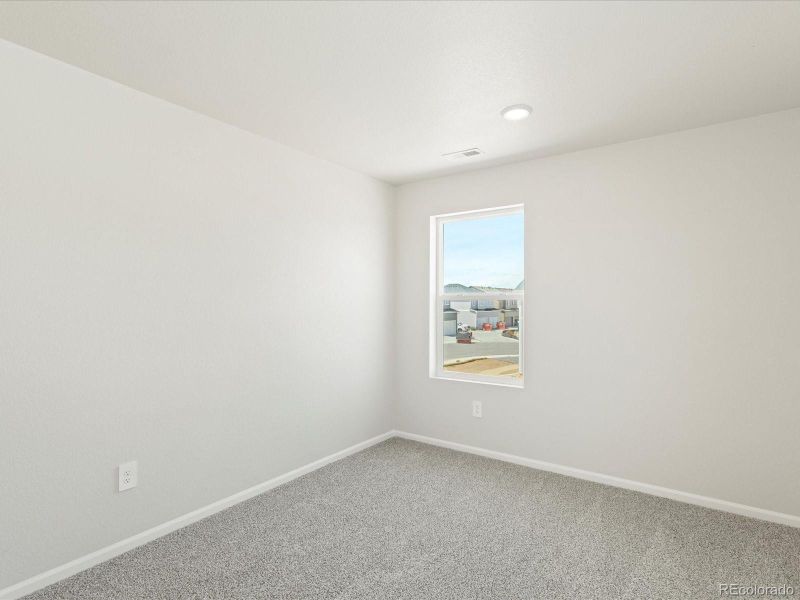 Spacious, unfurnished interior of a new home in Revere at Johnstown, Johnstown (Image 33).